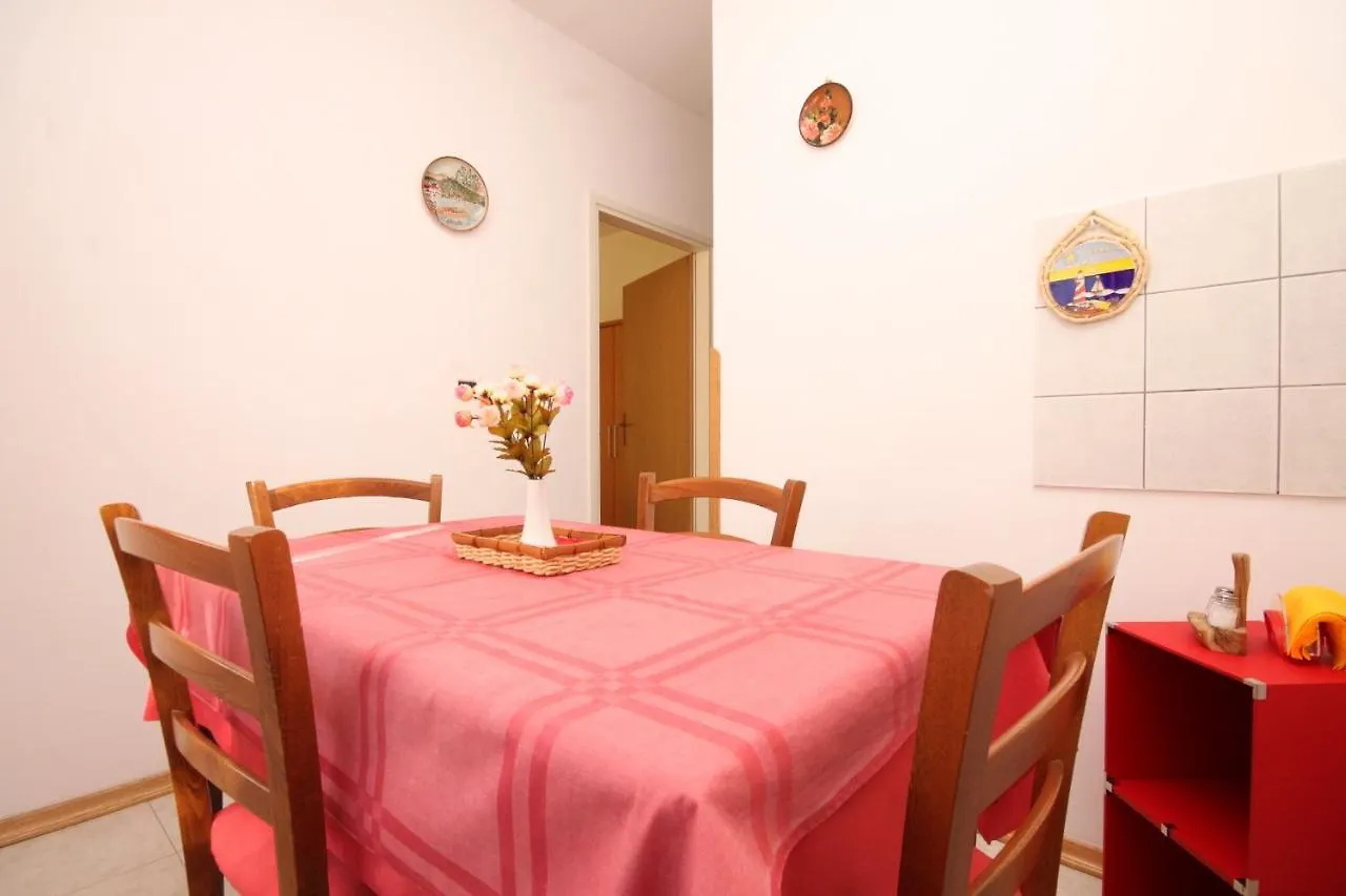 Apartments With A Swimming Pool Valbandon, Fazana - 7257