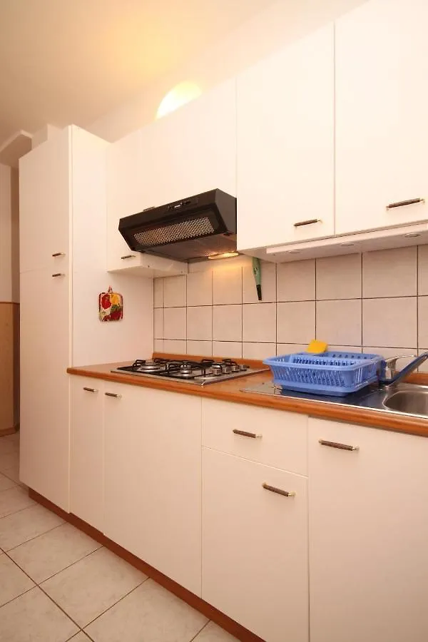 Apartments With A Swimming Pool Valbandon, Fazana - 7257